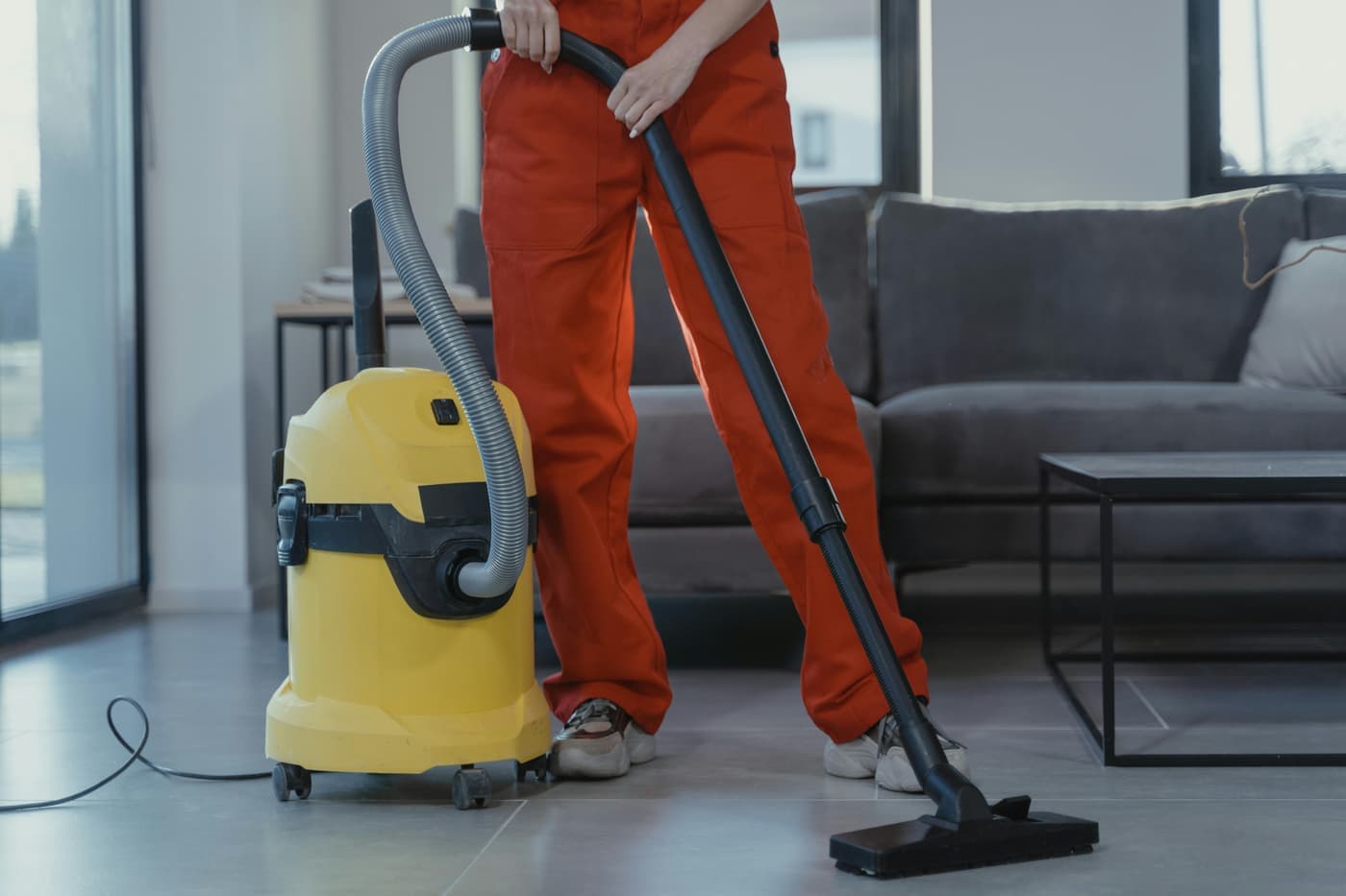 Gebäudereinigung: Ihr Schlüssel zu Hygiene, Werterhalt und Produktivität